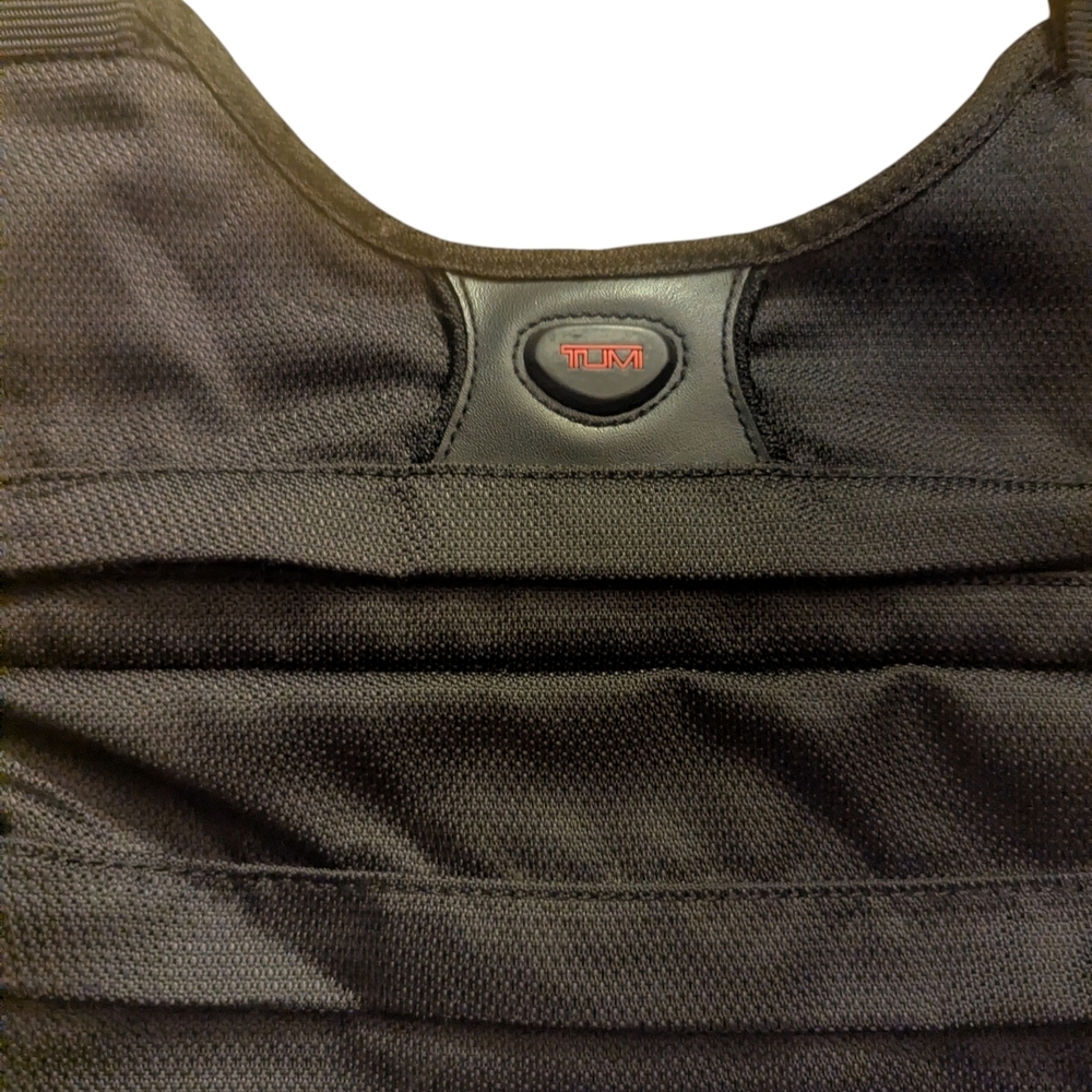 Tumi Black Messenger Bag - Picture 7 of 15